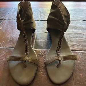 NEW Suede Banana Republic Sandals Size 9